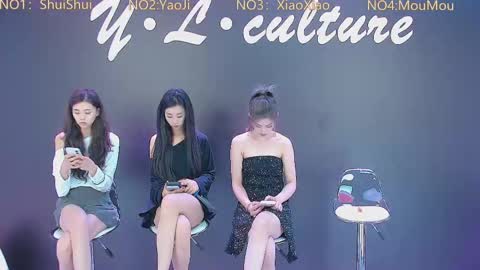 Snapshot of ylwh001 chatting on September 8, 2025, 2:27 pm ylwh001 online show from September 8, 2025, 2:27 pm