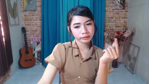 Snapshot of ymee_shane18 chatting on January 15, 2025, 11:51 pm ymee_shane18 online show from January 15, 2025, 11:51 pm