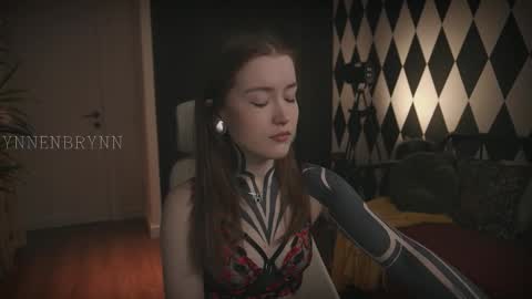 ynnenbrynn online show from February 15, 2025, 4:25 am