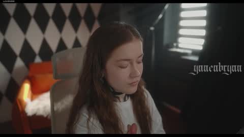 ynnenbrynn online show from February 21, 2026, 6:36 am