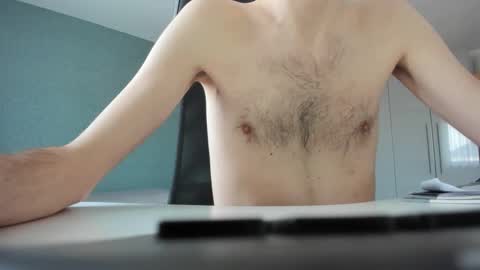 Snapshot of yoda130305 chatting on February 22, 2025, 3:14 pm yoda130305 online show from February 22, 2025, 3:14 pm