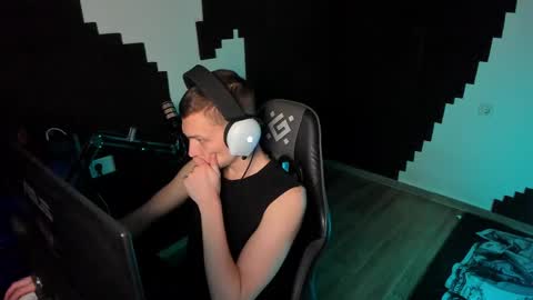 You can ask my name in pm online show from April 10, 2026, 7:18 pm