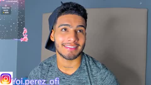 Snapshot of yoi_olimpo chatting on December 4, 2024, 2:59 pm Yoi Olimpo online show from December 4, 2024, 2:59 pm