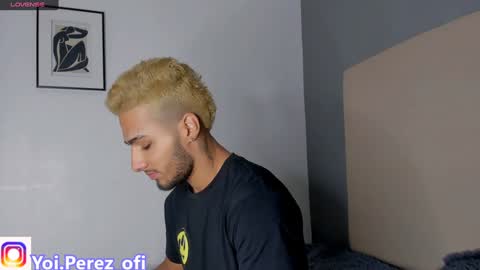 Snapshot of yoi_olimpo chatting on December 11, 2024, 12:12 pm Yoi Olimpo online show from December 11, 2024, 12:12 pm