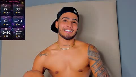 Snapshot of yoi_olimpo chatting on December 30, 2024, 9:19 pm Yoi Olimpo online show from December 30, 2024, 9:19 pm