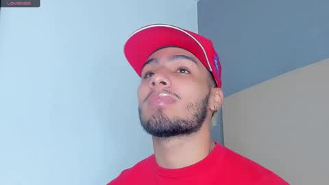 Snapshot of yoi_olimpo chatting on January 3, 2025, 12:30 pm Yoi Olimpo online show from January 3, 2025, 12:30 pm