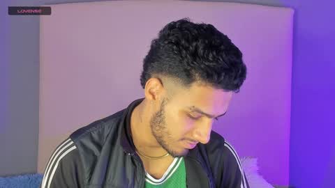 Snapshot of yoi_olimpo chatting on January 10, 2025, 12:47 pm Yoi Olimpo online show from January 10, 2025, 12:47 pm