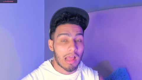 Snapshot of yoi_olimpo chatting on January 16, 2025, 12:31 pm Yoi Olimpo online show from January 16, 2025, 12:31 pm