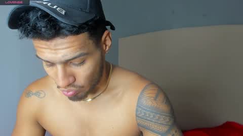 Snapshot of yoi_olimpo chatting on January 30, 2025, 12:27 pm Yoi Olimpo online show from January 30, 2025, 12:27 pm