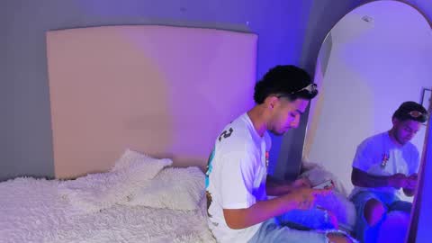 Snapshot of yoi_olimpo chatting on February 3, 2025, 12:36 pm Yoi Olimpo online show from February 3, 2025, 12:36 pm