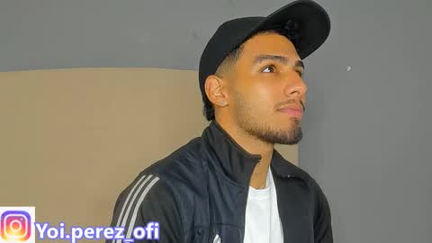 Snapshot of yoi_olimpo chatting on February 11, 2025, 12:16 pm Yoi Olimpo online show from February 11, 2025, 12:16 pm