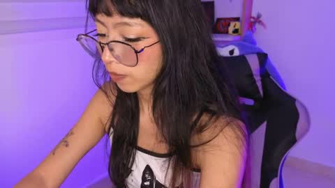 Snapshot of yommi_winx chatting on April 4, 2026, 6:00 am Yommi Winx online show from April 4, 2026, 6:00 am