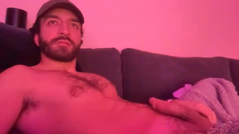 Snapshot of yorktown6970 chatting on October 18, 2025, 4:59 am yorktown6970 online show from October 18, 2025, 4:59 am