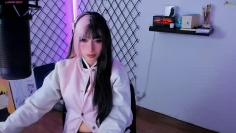 Snapshot of yoshino_san chatting on May 5, 2026, 1:46 am you can call me Andy or yoshi 3 online show from May 5, 2026, 1:46 am