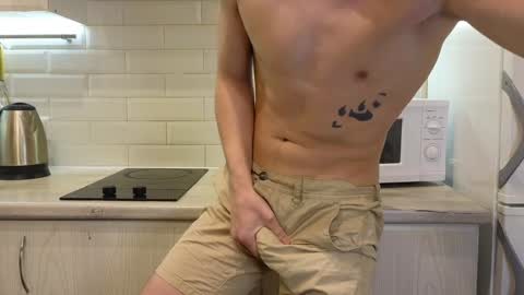 you_dream_ online show from December 9, 2024, 6:12 am