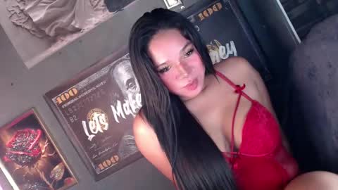Denice online show from November 28, 2025, 6:16 am