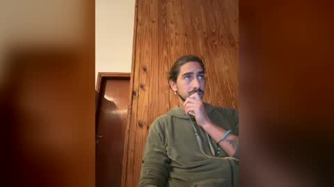 Snapshot of youcallmerobert chatting on July 6, 2026, 3:03 am youcallmerobert online show from July 6, 2026, 3:03 am