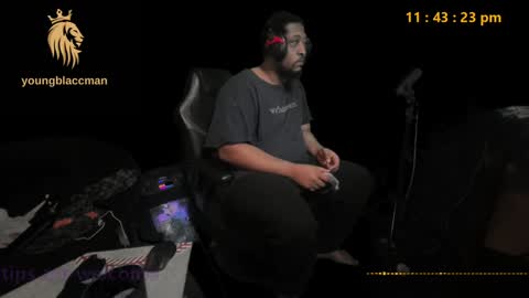 younblaccman6969 online show from January 17, 2025, 5:42 am