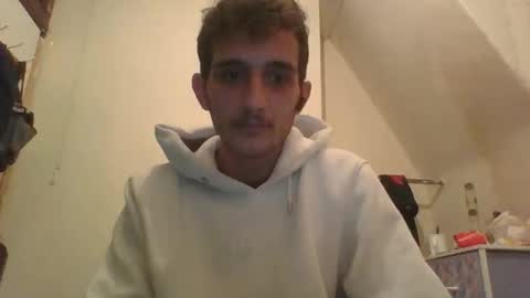 youndadd online show from October 18, 2025, 7:47 pm