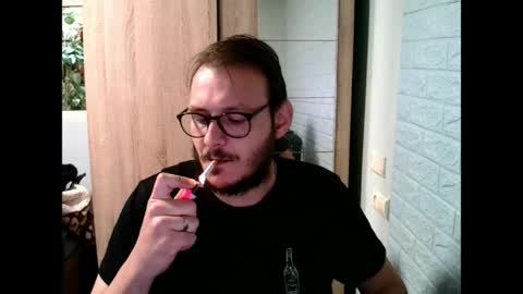 A... online show from April 2, 2026, 11:41 am