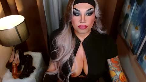 Snapshot of your1truequeen chatting on February 6, 2026, 5:23 am QUEEN MADISON online show from February 6, 2026, 5:23 am