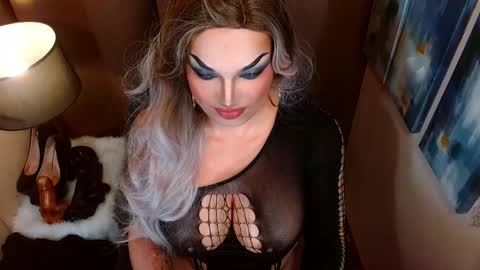 Snapshot of your1truequeen chatting on February 13, 2026, 7:37 am QUEEN MADISON online show from February 13, 2026, 7:37 am