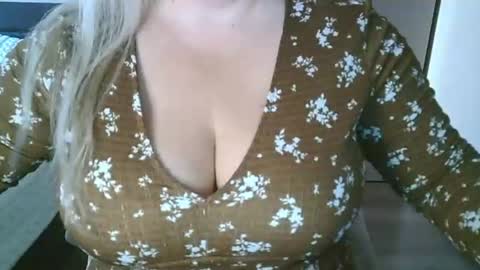Snapshot of your__maria chatting on July 13, 2026, 5:10 am Maria Love online show from July 13, 2026, 5:10 am