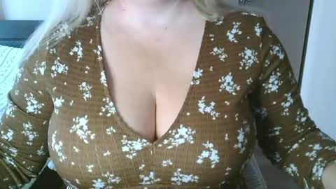 Snapshot of your__maria chatting on July 14, 2026, 7:24 am Maria Love online show from July 14, 2026, 7:24 am