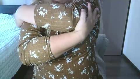 Snapshot of your__maria chatting on July 29, 2026, 9:18 am Maria Love online show from July 29, 2026, 9:18 am
