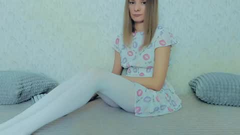 Lily online show from January 26, 2025, 11:28 am