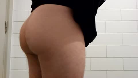 your cutie boy online show from January 26, 2025, 4:51 pm