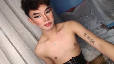 Snapshot of your_dimplecummer chatting on February 19, 2025, 8:20 pm CALL ME DIMPLE STAR xx online show from February 19, 2025, 8:20 pm