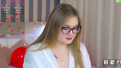 Snapshot of your_dream_nancy chatting on February 17, 2026, 1:18 pm Nancy online show from February 17, 2026, 1:18 pm