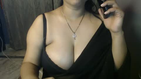 Snapshot of your_ishaa chatting on July 6, 2026, 6:43 pm Isha online show from July 6, 2026, 6:43 pm
