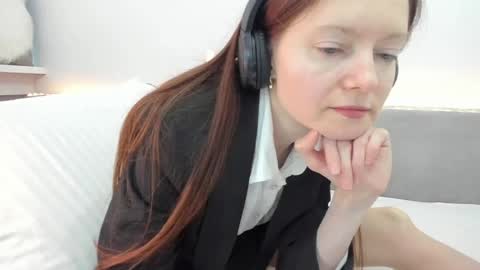 Snapshot of your_librarian chatting on May 21, 2026, 9:49 am Your Librarian online show from May 21, 2026, 9:49 am