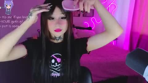 Snapshot of your_little_eva chatting on February 19, 2026, 12:01 pm Eva online show from February 19, 2026, 12:01 pm