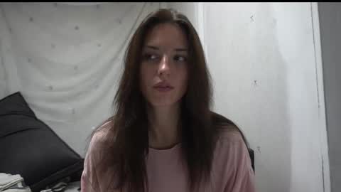 Meri  online show from October 18, 2025, 6:41 pm