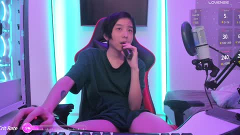 Han   online show from February 2, 2025, 11:32 pm