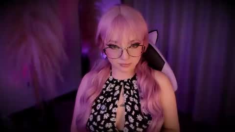 Cami independent model online show from July 17, 2026, 4:30 am