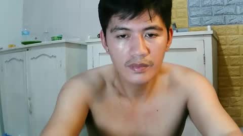 Snapshot of your_love_miaka chatting on April 30, 2026, 9:52 pm your_love_miaka online show from April 30, 2026, 9:52 pm