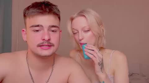 your_molly_mark online show from September 11, 2025, 11:05 pm