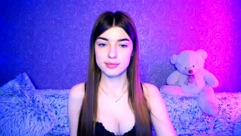 Snapshot of your_moon18 chatting on December 21, 2024, 12:20 am Zarina online show from December 21, 2024, 12:20 am