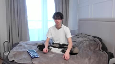 your_shy_guy online show from March 2, 2026, 6:36 am