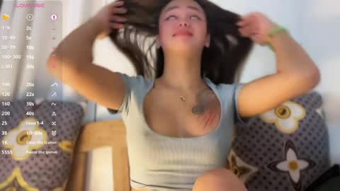 luvly online show from April 11, 2026, 1:04 pm