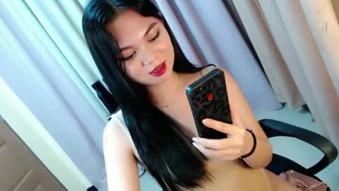 Hi its me Yna online show from December 17, 2024, 6:09 pm