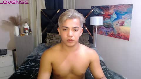 Snapshot of yourasian_bradley chatting on October 21, 2025, 2:51 pm yourasian_bradley online show from October 21, 2025, 2:51 pm