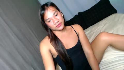 Divine online show from February 2, 2025, 9:45 pm