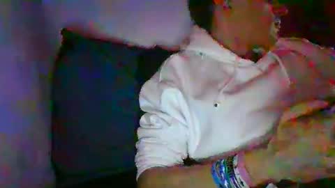 Snapshot of yourbitch1762 chatting on October 4, 2025, 5:05 am yourbitch1762 online show from October 4, 2025, 5:05 am