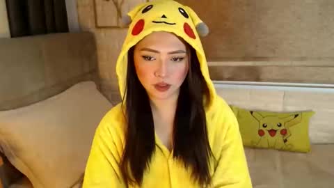 JEN  online show from January 14, 2026, 11:38 am