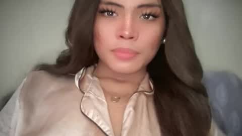 Snapshot of yourehot_pretty chatting on April 27, 2026, 5:38 am Do read my bio online show from April 27, 2026, 5:38 am